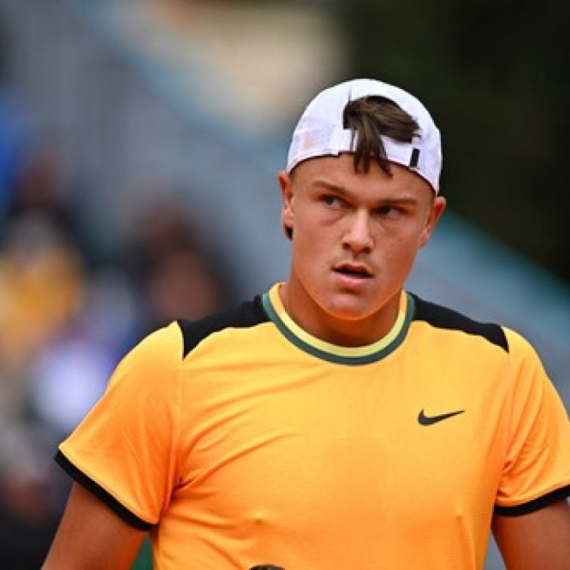 Indijac namučio Runea