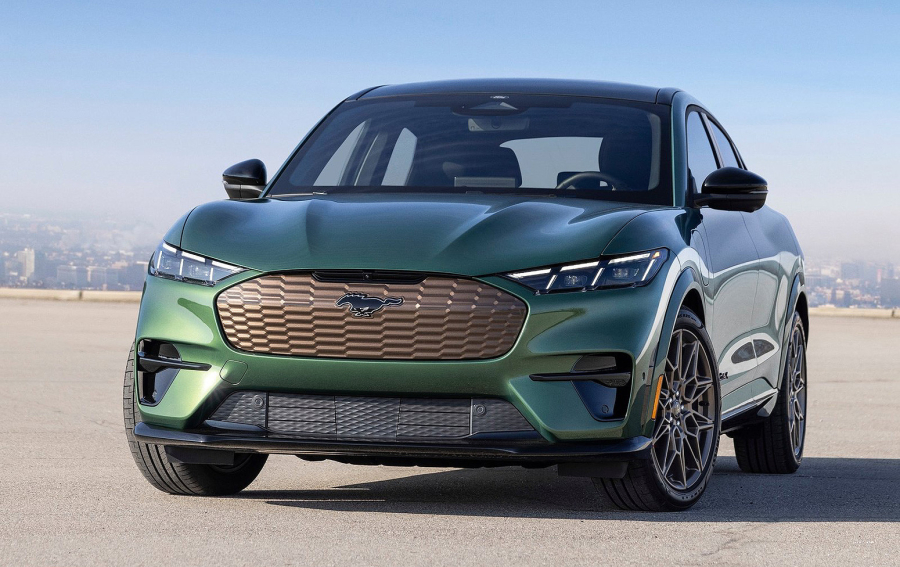 Električni Mustang pregazio benzinca: Ford prodao duplo više Mach-E nego klasičnih verzija