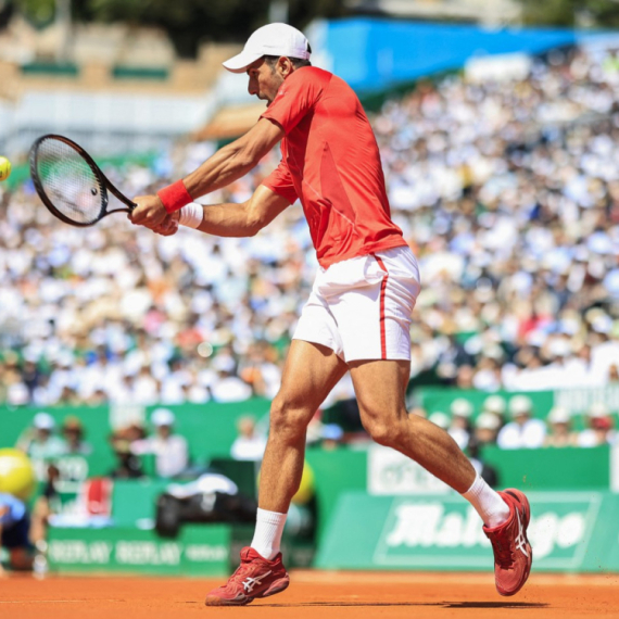 Đoković uz dosta muke režirao revanš; "Jao, valjda neće da se desi isto"