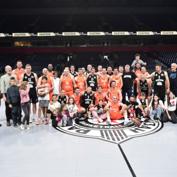 Veterani Partizana savladali Valensiju  – utakmica u čast Dejana Milojevića