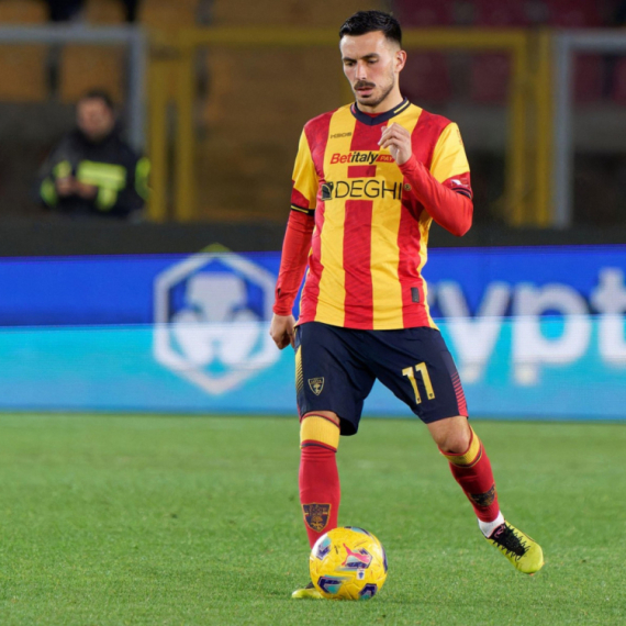 Sansone u 90. za pobedu Lećea VIDEO