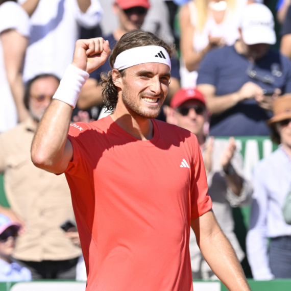 Cicipas: Jedan od najboljih prvih setova na šljaci