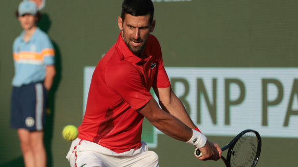 Novak najavio, posle reketa uzima i olovku u ruke!