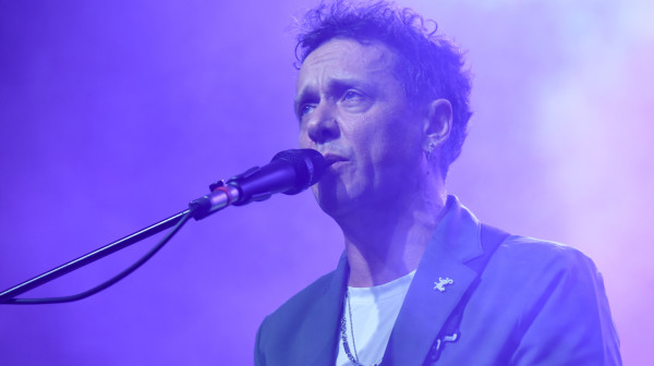 Publika spremna za dve večeri hitova: Dženan Lončarević zakazao i drugi koncert u MTS Dvorani