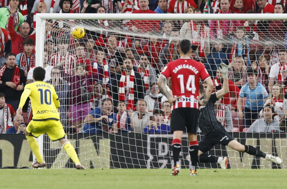 Viljareal sa igračem manje do boda u završnici VIDEO