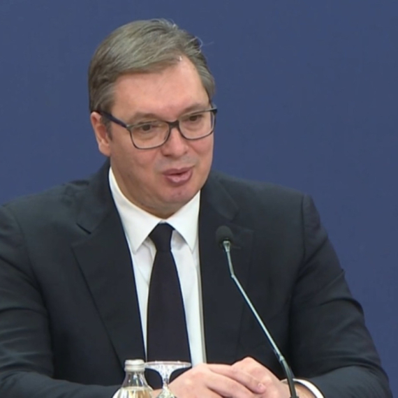Vučić: Biće veoma jeftine karte