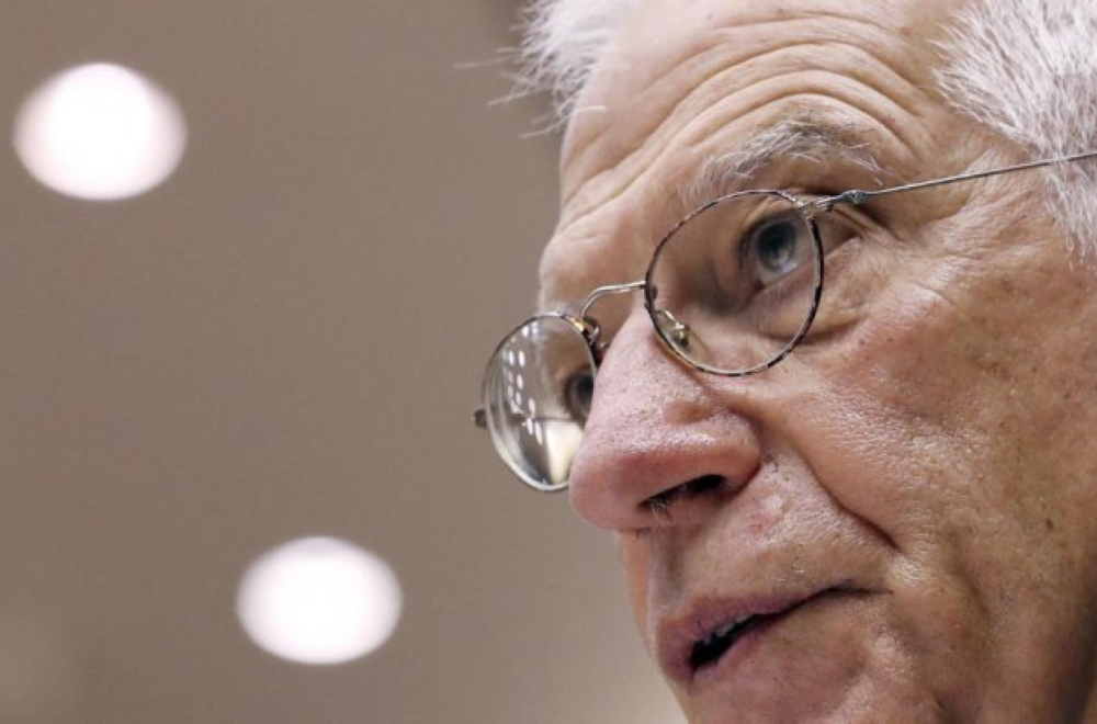 Borelj: Neprihvatljivo izraelsko prisiljavanje civila