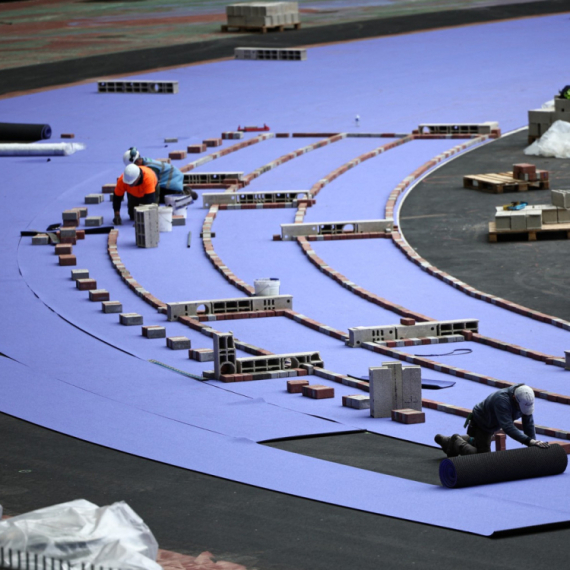 Neviđeno do sad – ljubičasta atletska staza u Parizu FOTO