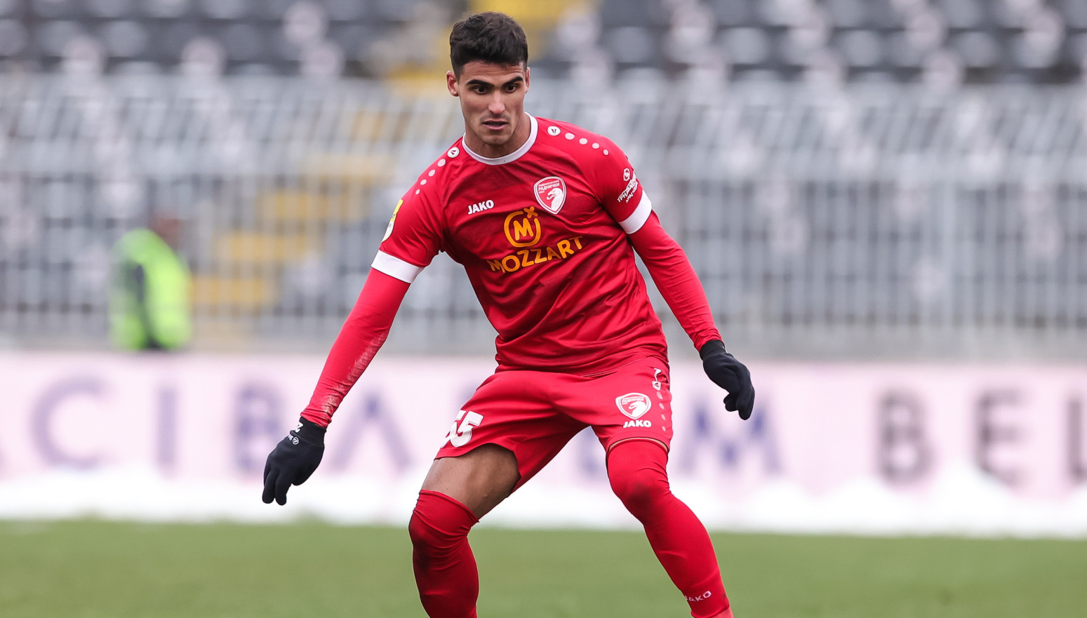 Aleksić razigravao, Vidosavljević overio pobedu