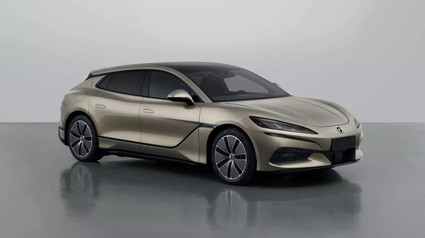 BYD donosi megavatne punjače u Evropu: Do 70% kapaciteta za samo pet minuta!