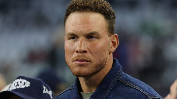 Blejk Grifin okončao košarkašku karijeru VIDEO