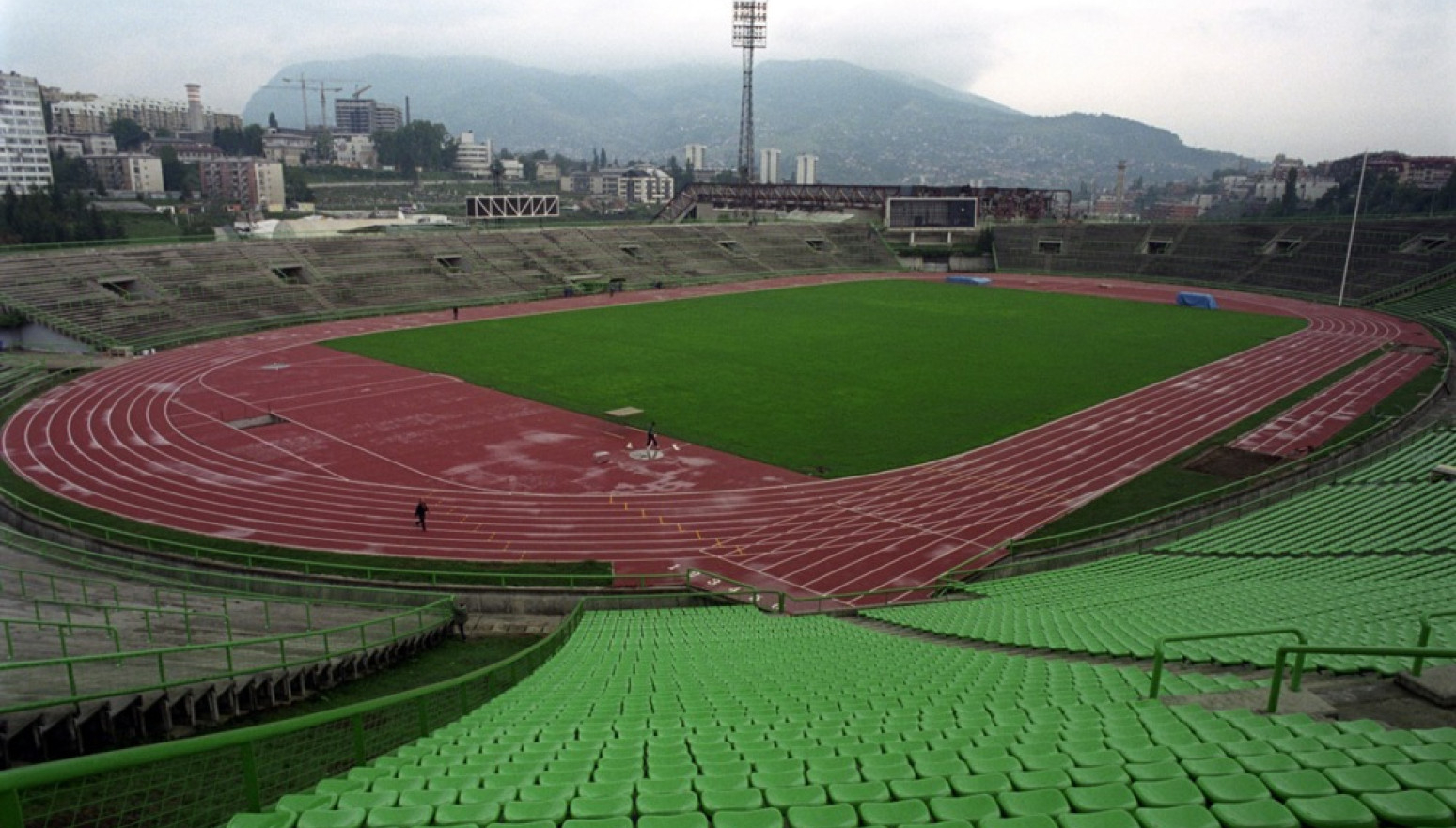 Blokada za Sarajevo iz UEFA – "Cvet Srebrenice" ne može na dres FOTO