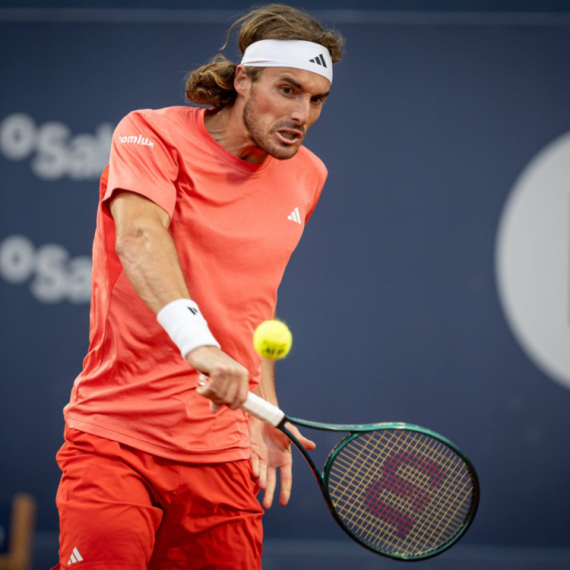 Cicipas nastavlja seriju, pao i Ofner VIDEO