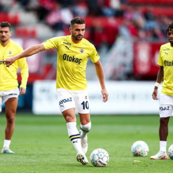 Tadić i Živković se nadaju preokretu – težak posao za Liverpul, velika borba u Rimu