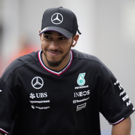 Hamilton: "Ne treba nikome da se pravdam"