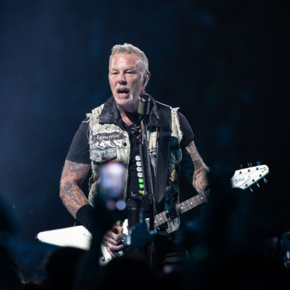 Frontmen Metalike se istetovirao pepelom Lemija Kilmistera FOTO