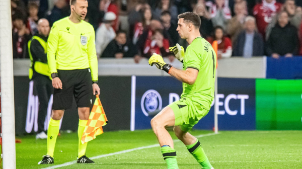 Martines zbog "plesa" dobio suspenziju