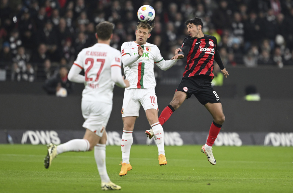 Preokret Ajntrahta u bici za LK