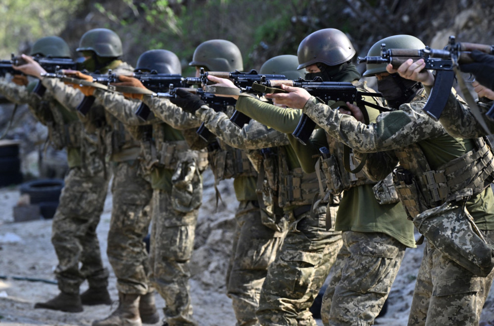Na korak od ludila: SAD i NATO otvaraju put za slanje trupa u Ukrajinu