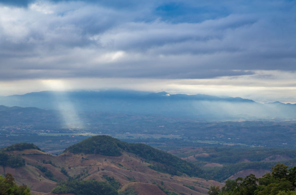 Snimljena vanzemaljska letelica iznad čuvenog vulkana? VIDEO