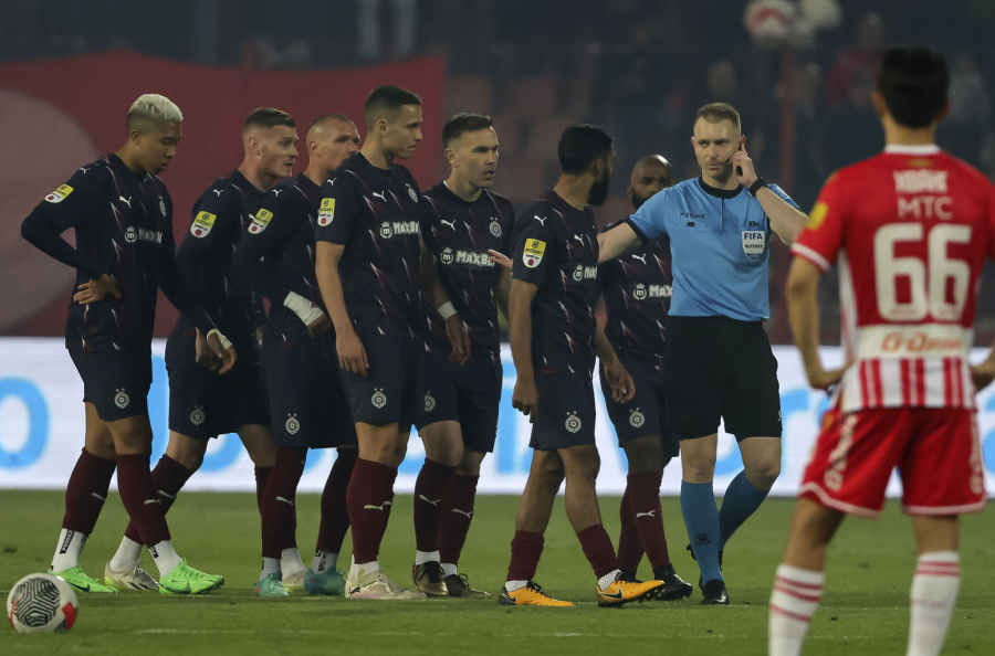 Derbi o kom će se pričati  – preokret Zvezde za +10 i bes Partizana; Ovo je previše; Nije bio faul VIDEO
