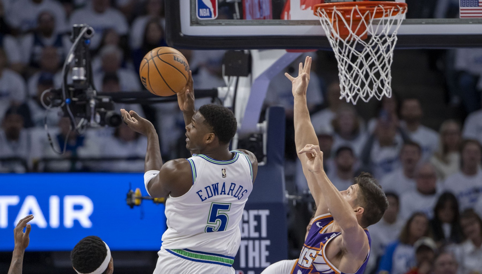 Edvards jači od Durenta – Minesota vodi protiv Finiksa VIDEO