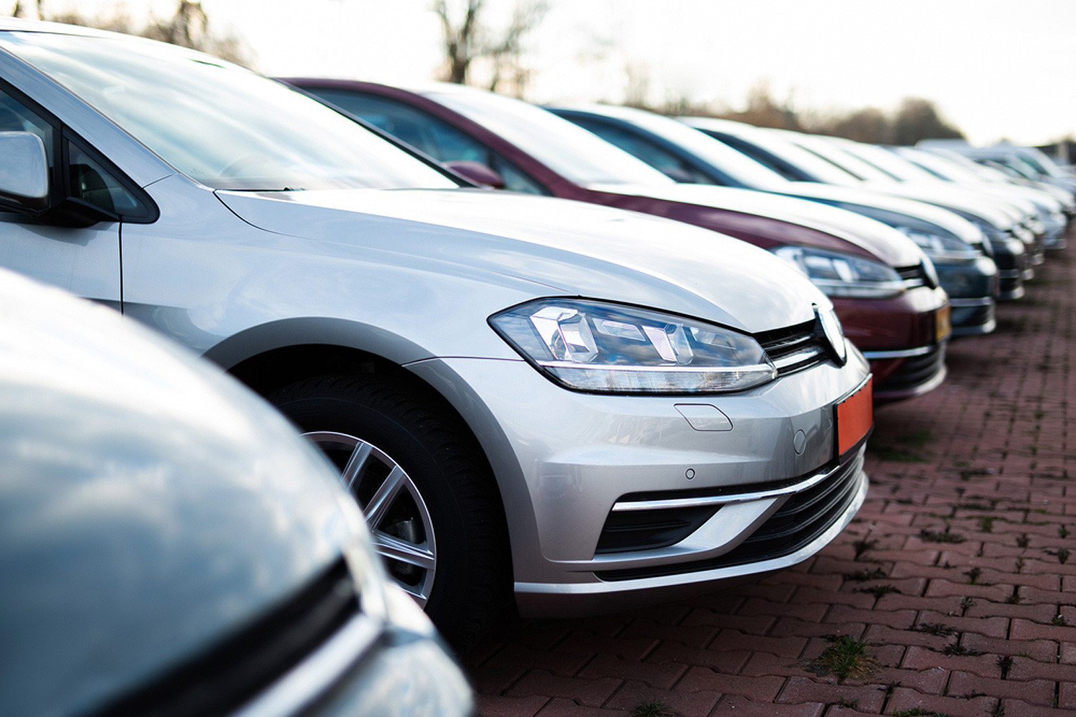 Veliki udar na novčanik: Ovi automobili najviše gube na vrednosti u Srbiji
