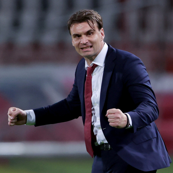 Milojević pred titulom – "beži" Marku Nikoliću 14 bodova