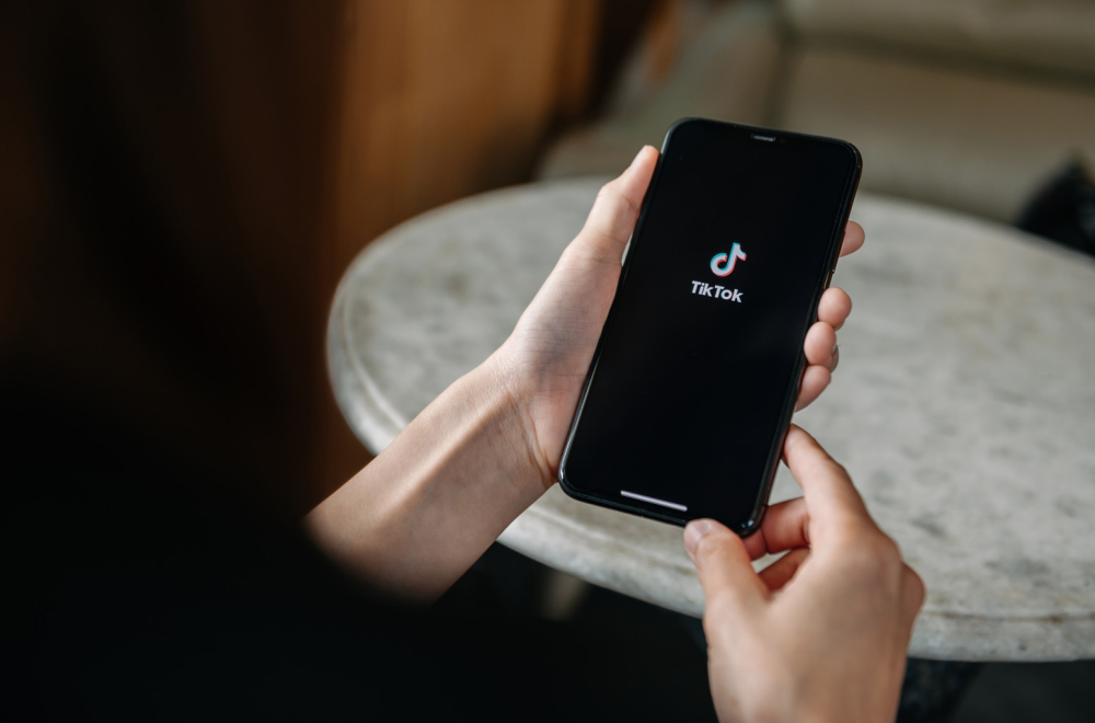 Influenseri podneli tužbu protiv zabrane: "Od TikToka zarađujemo za život"