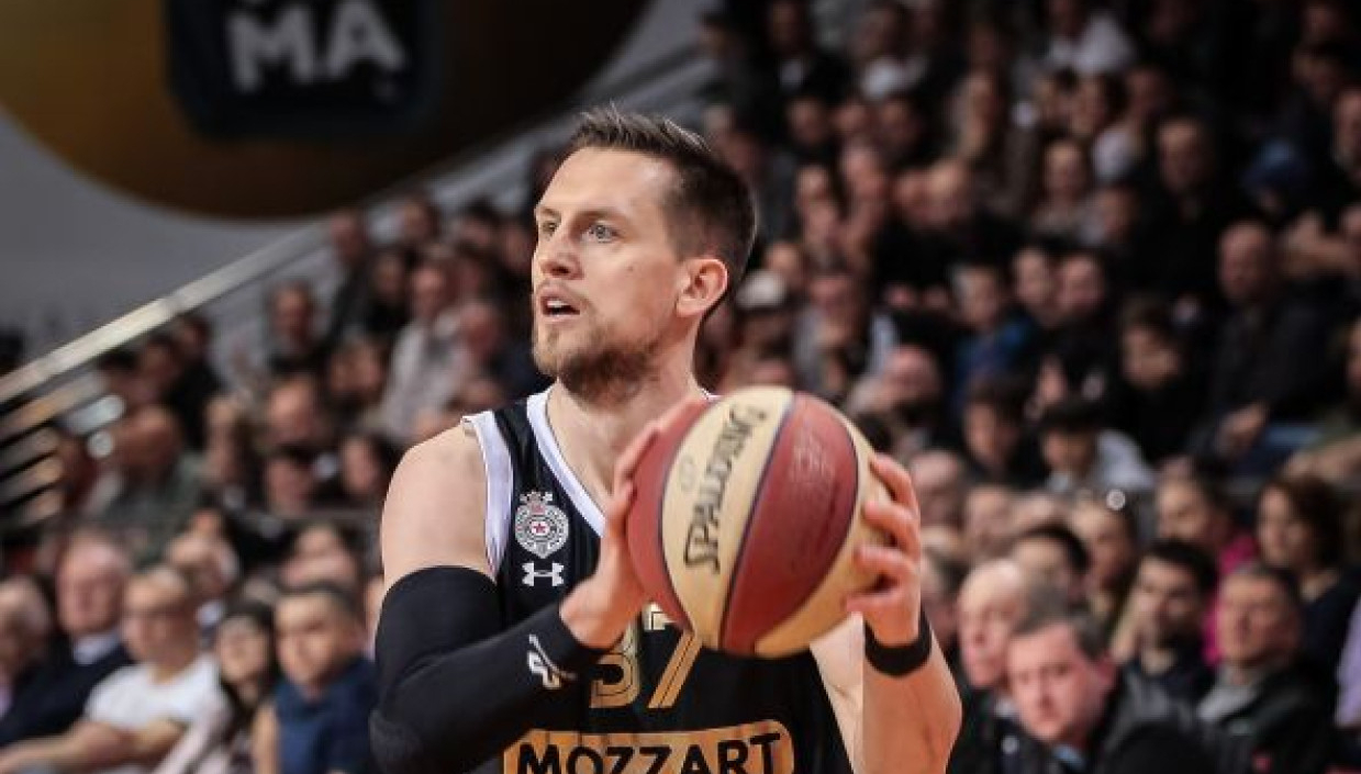 Partizan "stotkom" među četiri najbolja tima ABA lige – protiv Budućnosti za finale