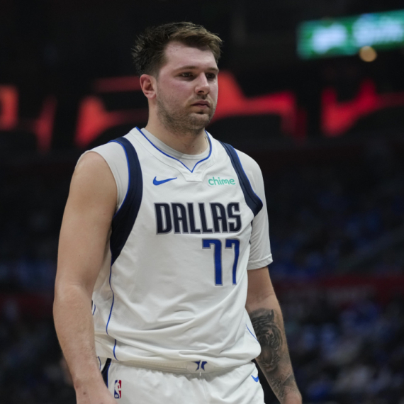 Dončić i Irving nemoćni – Dalas bez šansi u LA