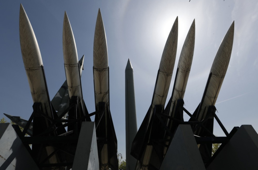 Ready for a major war with Putin: Deploy nuclear weapons