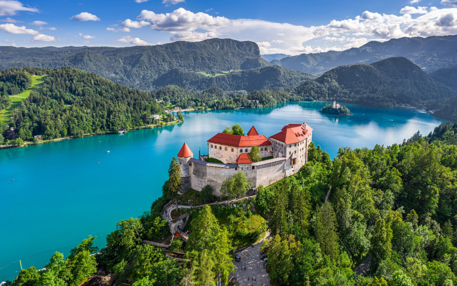 Bliži se jesen, a ova destinacija u komšiluku je tada najlepša: Turisti iz celog sveta je posećuju FOTO