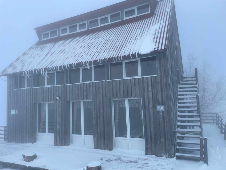 Jedva smo se izvukli: Skoro pola metra snega na Bjelasici FOTO