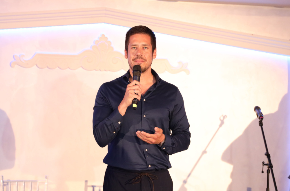 Nikola Rokvić krenuo peške u Grčku: Razlog njegovog putovanja mnoge je ostavio bez teksta