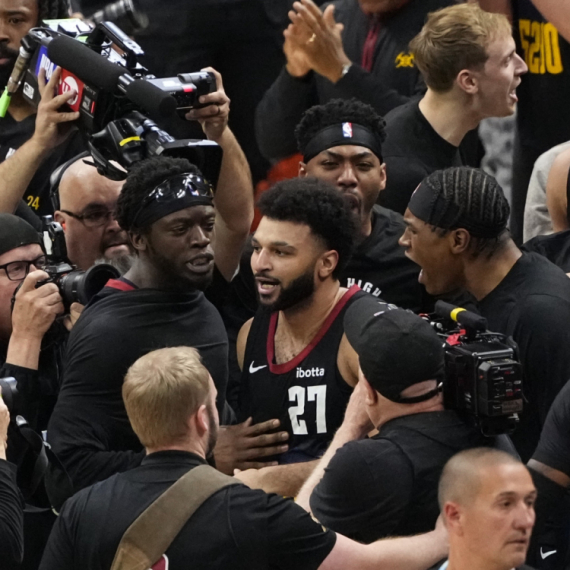 Nestvarnih 60 sekundi – ovako su Nagetsi srušili Lejkerse VIDEO