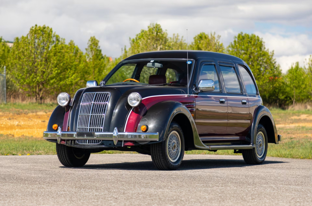 Malo poznata Toyota Classic na prodaju: Duša Hiluxa u retro pakovanju FOTO