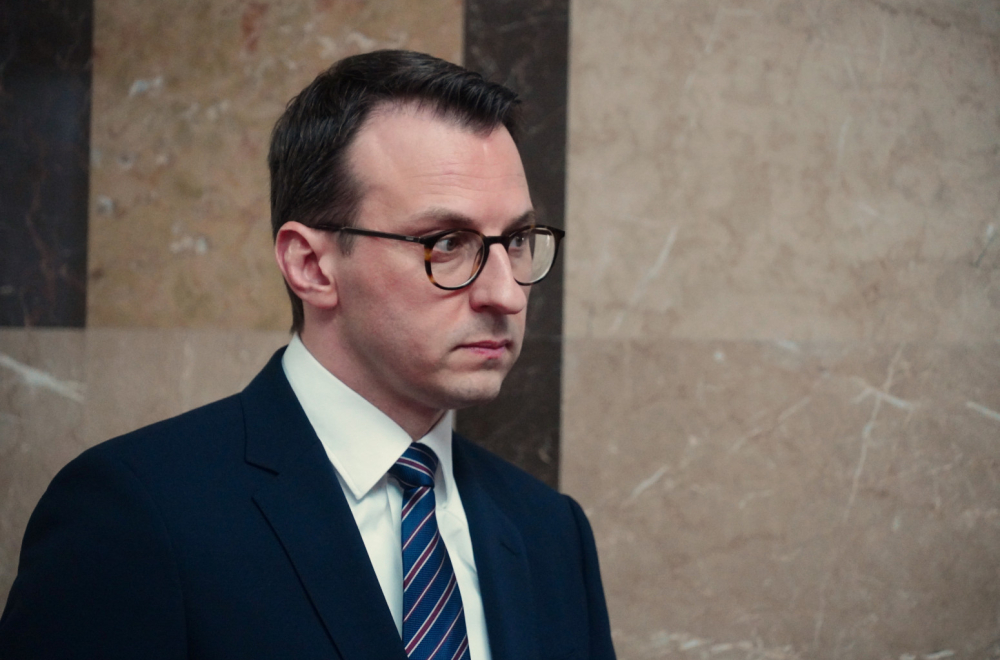 "Kao što je  Vučić obećao, Srbija se izborila da Srbi sa KiM dobiju viznu liberalizaciju"