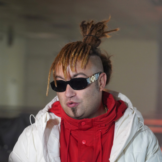 Operisan Rasta: Odvezli ga u kolima hitne pomoći FOTO