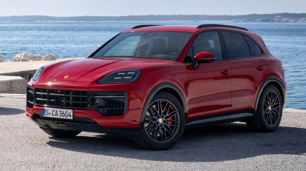 Panika među vozačima Porschea u Rusiji: Automobili preko noći prestali da rade