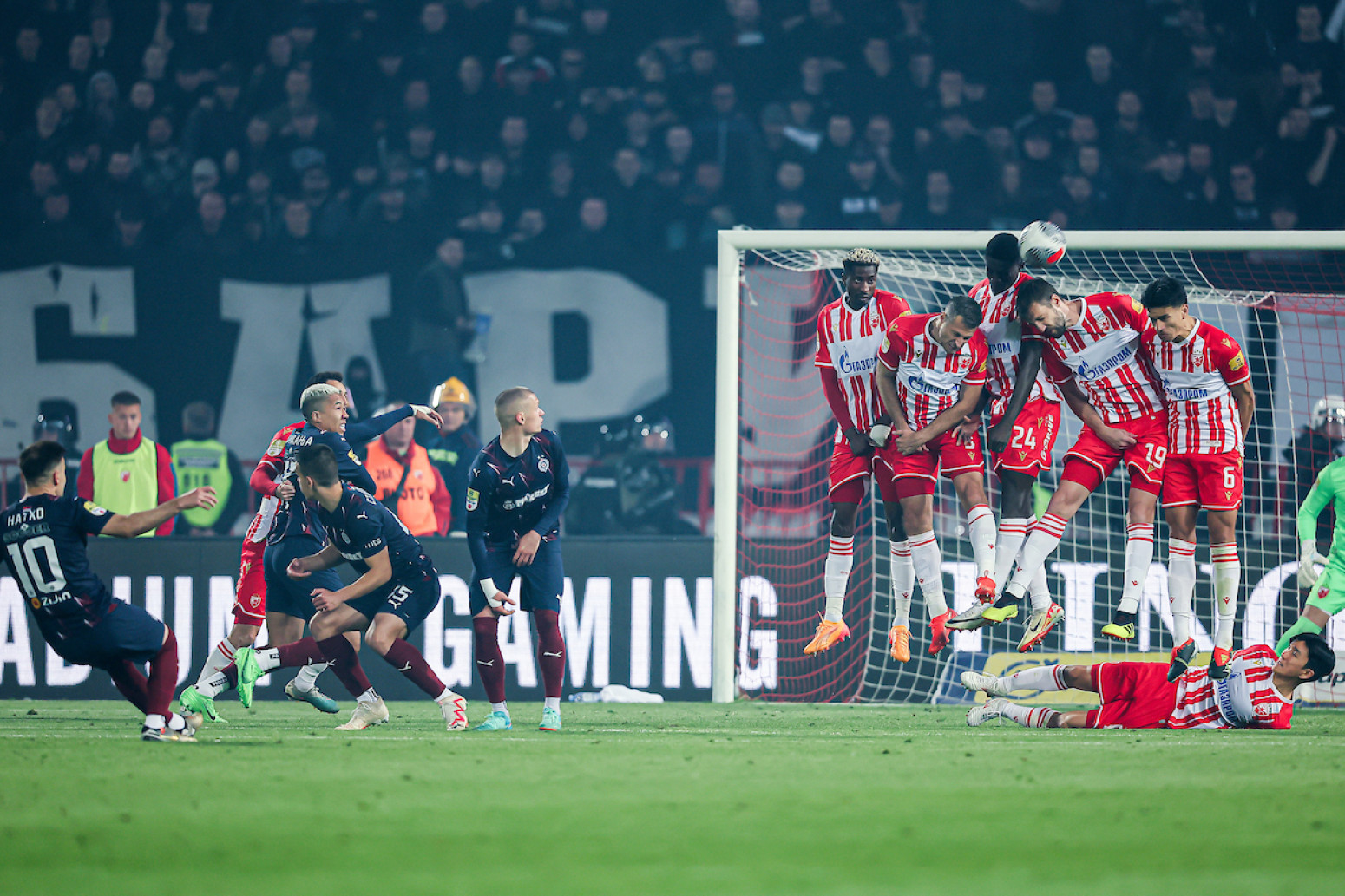 Ipak se igra – Zvezda merka duplu krunu, šta sprema Partizan?