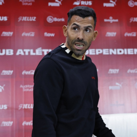 Karlos Teves završio u bolnici