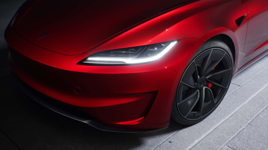 Tesla predstavio još brži Model 3 Performance: Do stotke za 3 sekunde FOTO/VIDEO