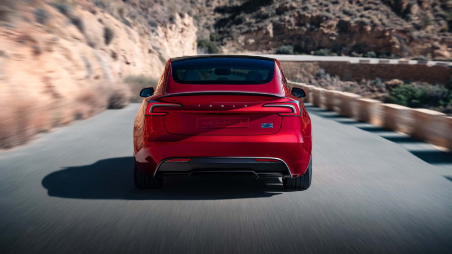 Tesla predstavio još brži Model 3 Performance: Do stotke za 3 sekunde FOTO/VIDEO