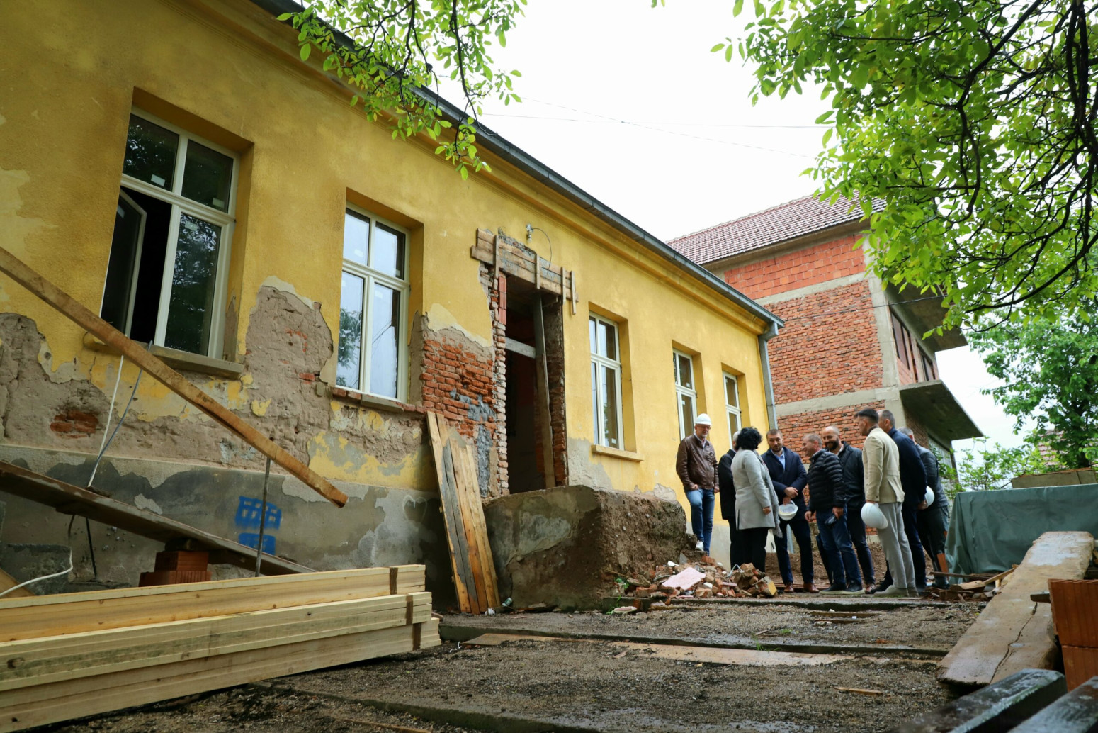 Asfaltom do svakog niškog sela: Ovo je jedan od prioriteta Grada FOTO