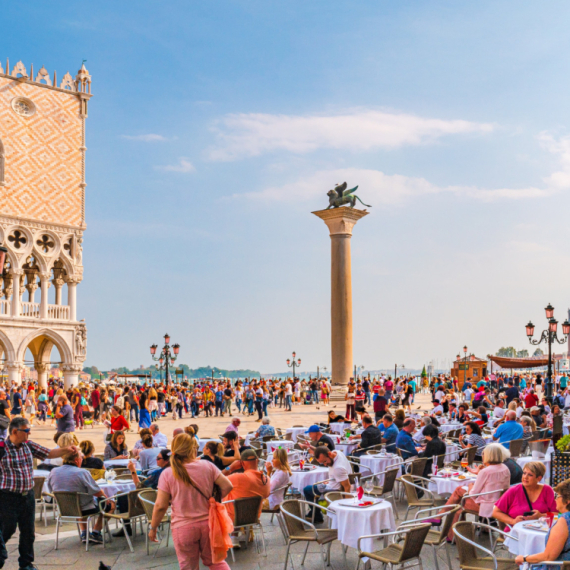 Zabranjeno korišćenje zvučnika turističkim vodičima