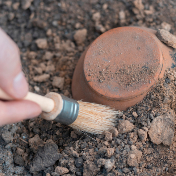 Na jugu Italije otkrivena predrimska nekropola sa mnoštvom artefakata