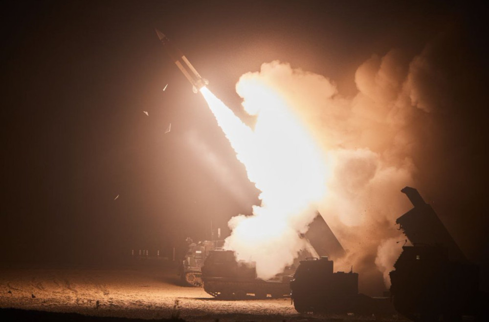 Falling like confetti: Russians shot down American missiles that were secretly delivered to Ukraine PHOTO