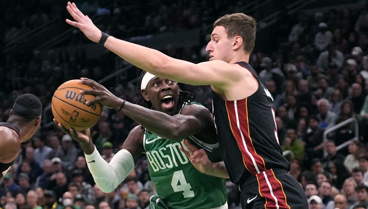 Jović na skok do dabl-dabla – "brejk" Majamija u Bostonu VIDEO