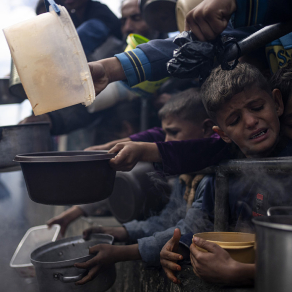 The UN published a report: 282 million people are hungry